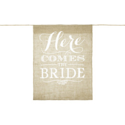 1 stk. Burlap bryllupsgangskilt med hvid skrift "Her kommer bruden" 41x51 cm til romantisk bryllup