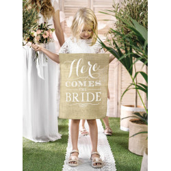 1 stk. Burlap bryllupsgangskilt med hvid skrift "Her kommer bruden" 41x51 cm til romantisk bryllup