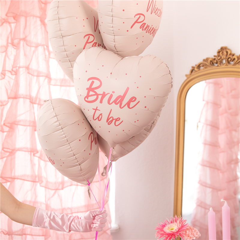 Hjertefolieballon til brud, der bliver 18 tommer Hjertefolieballon til brud, der bliver 18 tommer