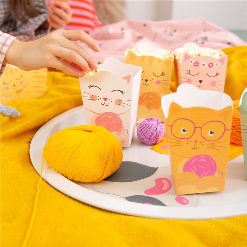 6 stk. Popcornboks Katte Tema Mixfarver – Perfekt til Børnefødselsdag & Fest 8,5x13,5 cm 6 stk. Popcornboks Katte Tema Mixfarver – Perfekt til Børnefødselsdag & Fest 8,5x13,5 cm