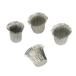 18 stk. Lysmanchetter til stearinlys og stagelys, sølv farvet aluminium 18 stk. Lysmanchetter til stearinlys og stagelys, sølv farvet aluminium
