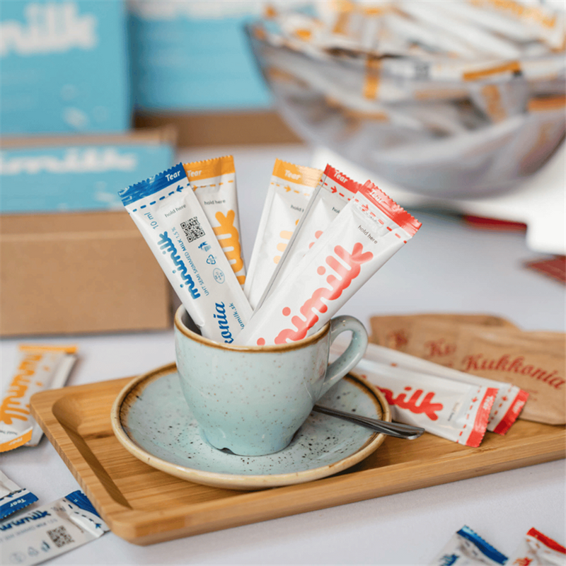 10 stk. Minimilk UHT Portionsmælk 10 ml – Perfekt til kaffe og te på farten 10 stk. Minimilk UHT Portionsmælk 10 ml – Perfekt til kaffe og te på farten