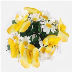 Orkid&eacute; og Margueritt Lysmanchet &Oslash; 12 cm &ndash; Tidl&oslash;s elegance til festlige borde og hygge.