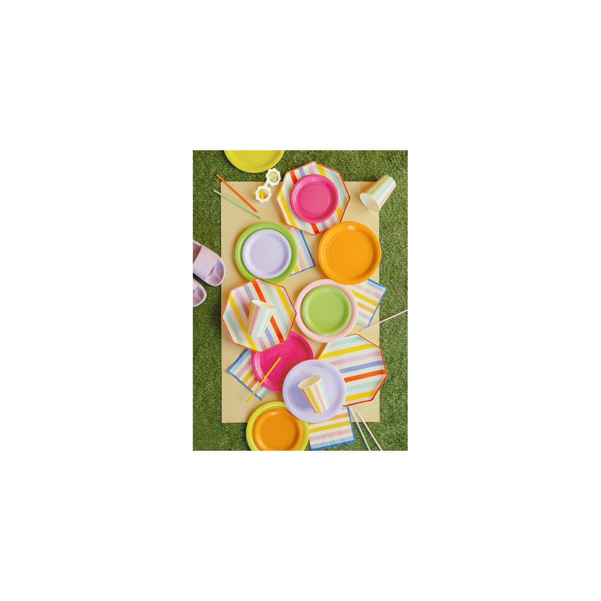 Cups Stripes, 400 ml, mix (1 pkt / 6 pc.) Cups Stripes, 400 ml, mix (1 pkt / 6 pc.)