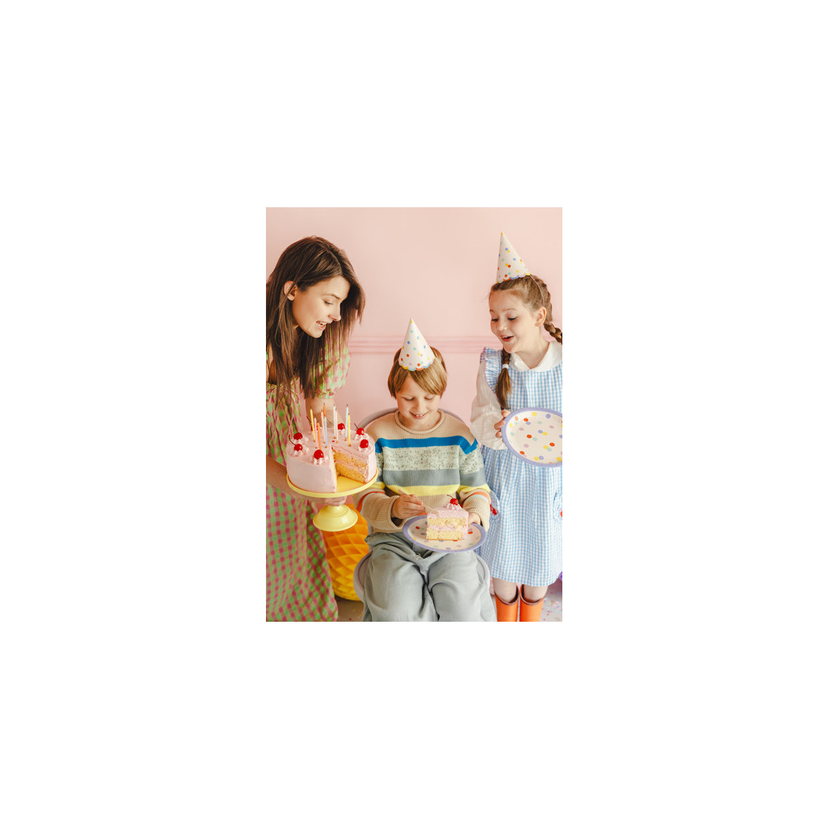 Hats Confetti, 16 cm, mix (1 pkt / 6 pc.) Hats Confetti, 16 cm, mix (1 pkt / 6 pc.)