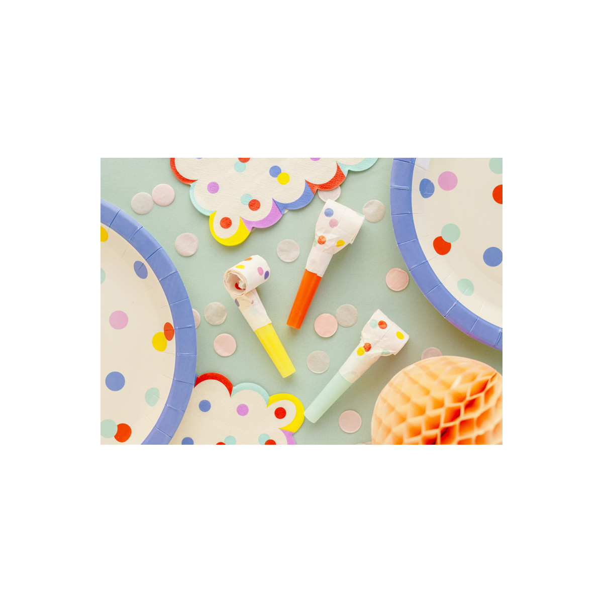 Paper whistles Confetti, mix (1 pkt / 6 pc.) Paper whistles Confetti, mix (1 pkt / 6 pc.)