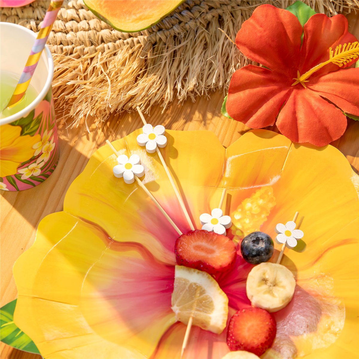 25 stk. Cocktailpinde Snacksticks Hvide margueritter blomster dekoration