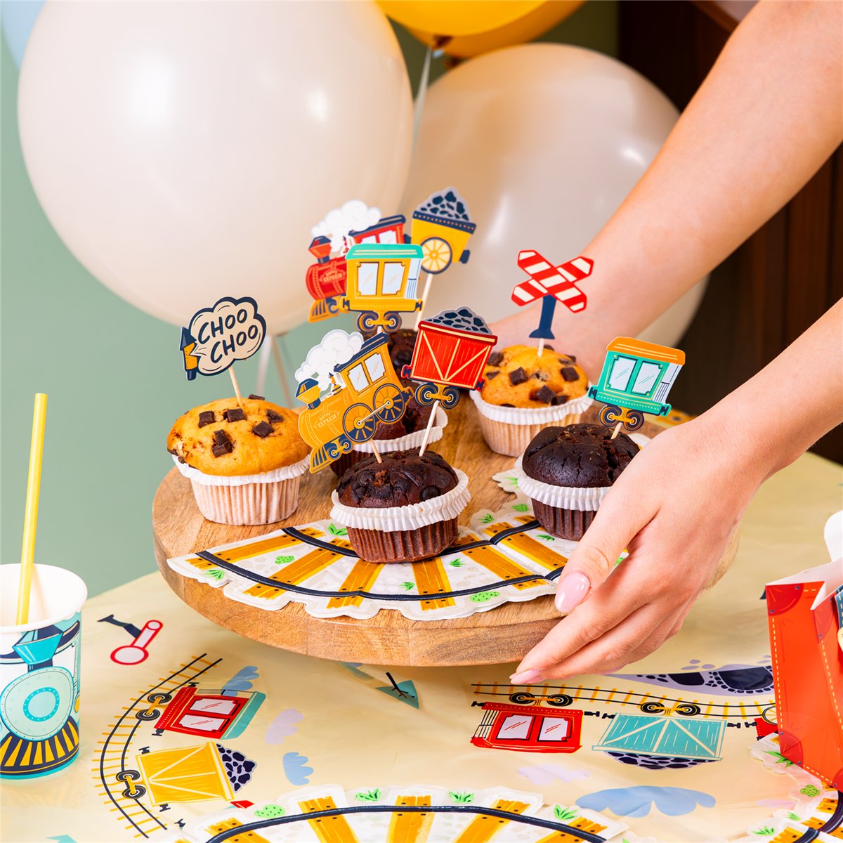 8 stk. Cupcake Toppers Happy Express Tog Tema 11 cm