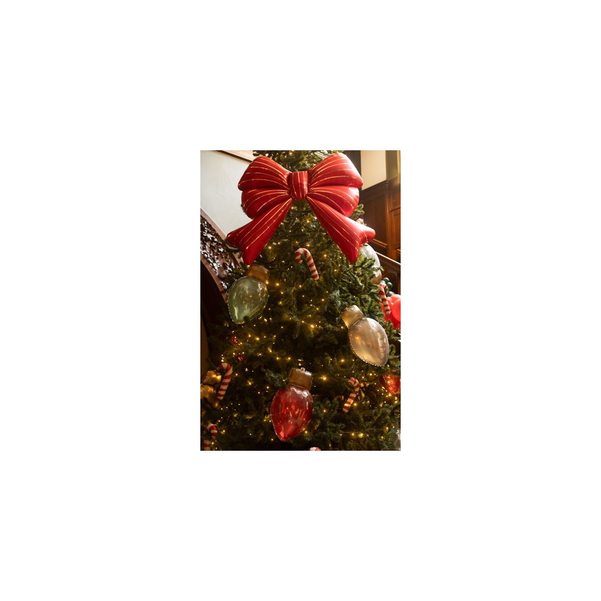 Foil balloon Christmas lights, 100x60 cm, green-red-gold (1 pkt / 3 pc.) Foil balloon Christmas lights, 100x60 cm, green-red-gold (1 pkt / 3 pc.)