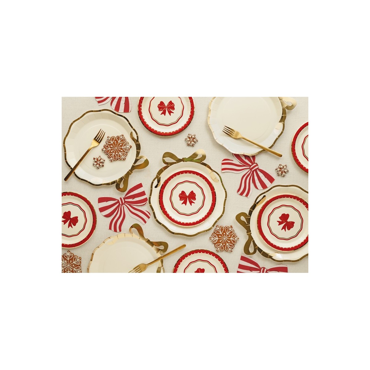 Plates Bow, 18 cm, red-beige (1 pkt / 6 pc.) Plates Bow, 18 cm, red-beige (1 pkt / 6 pc.)