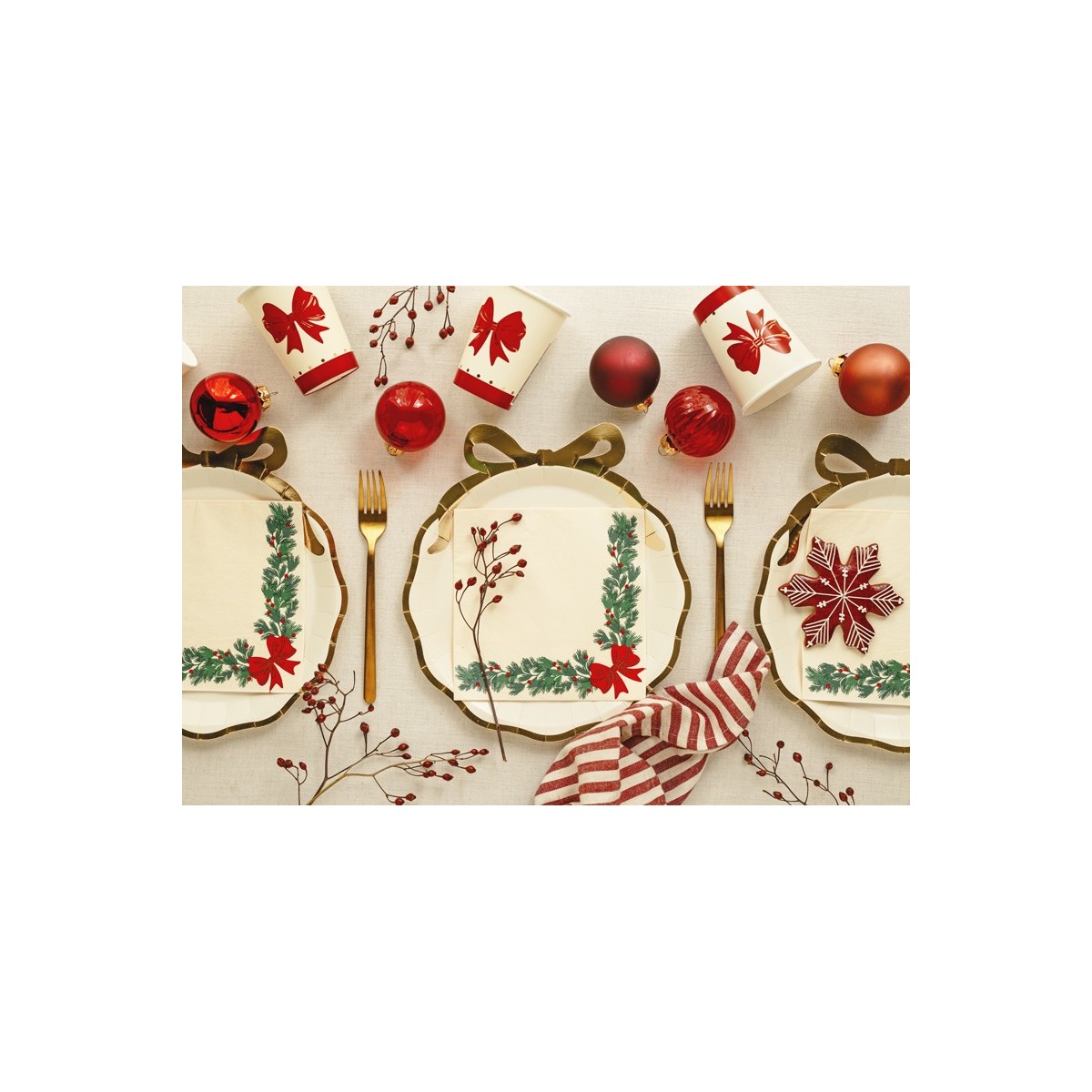 Plates with a bow, 24x26.8 cm, beige-gold (1 pkt / 6 pc.) Plates with a bow, 24x26.8 cm, beige-gold (1 pkt / 6 pc.)