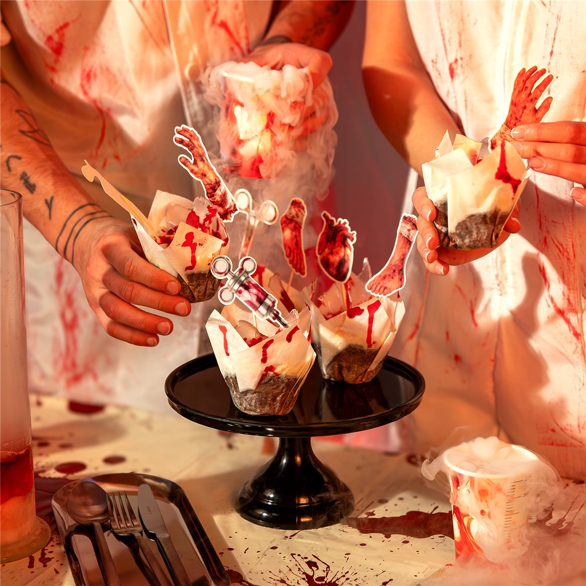 8 stk. Halloween Cake Toppers Bloody Night 