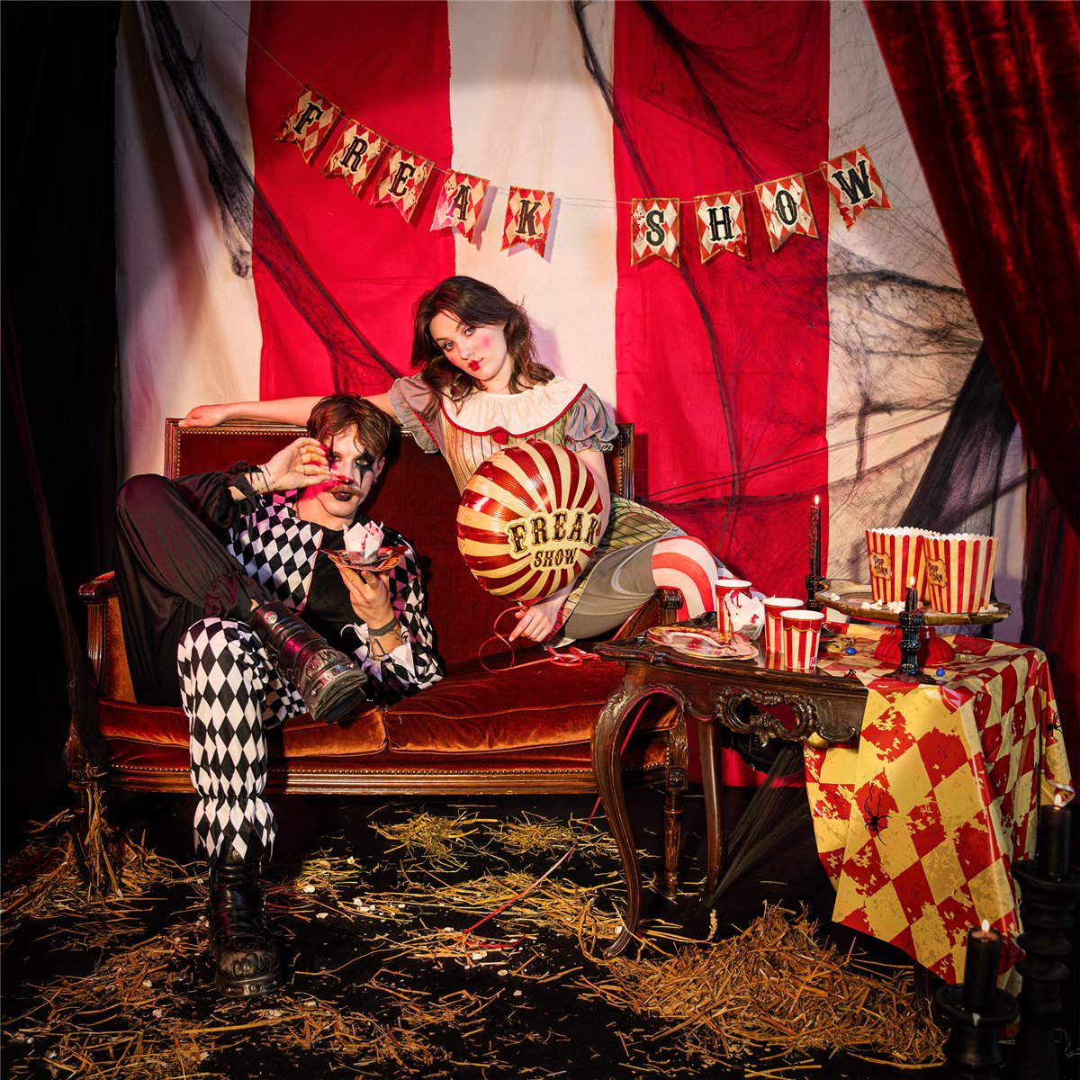 Halloween Banner Freak Show 120 cm &ndash; Cirkusflag