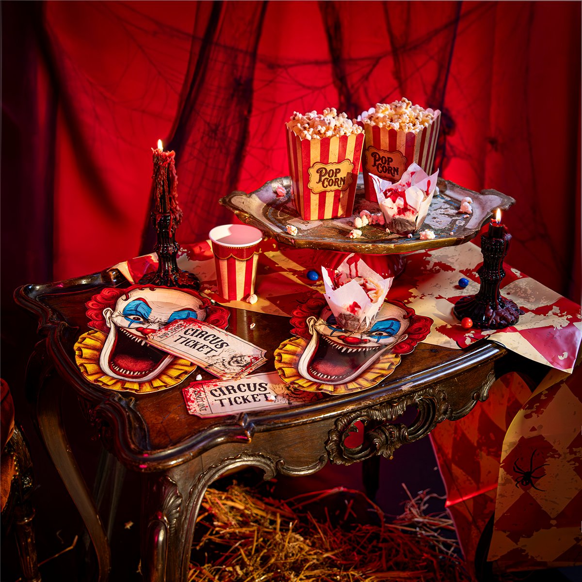 6 stk. Halloween Paptallerkener Freak Show - Klovnehoved