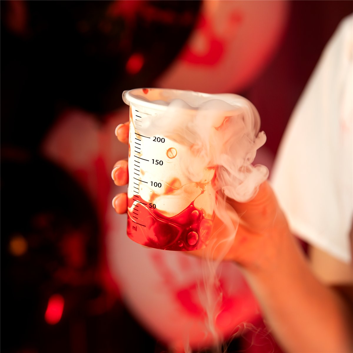 6 stk. Halloween papkrus "Bloody Night" &aacute; 270 ml, 9 cm h&oslash;je