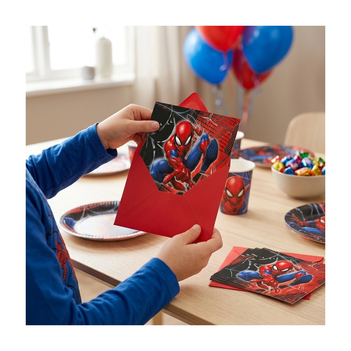 6 stk. Spider-Man&reg; Invitationer med r&oslash;de kuverter