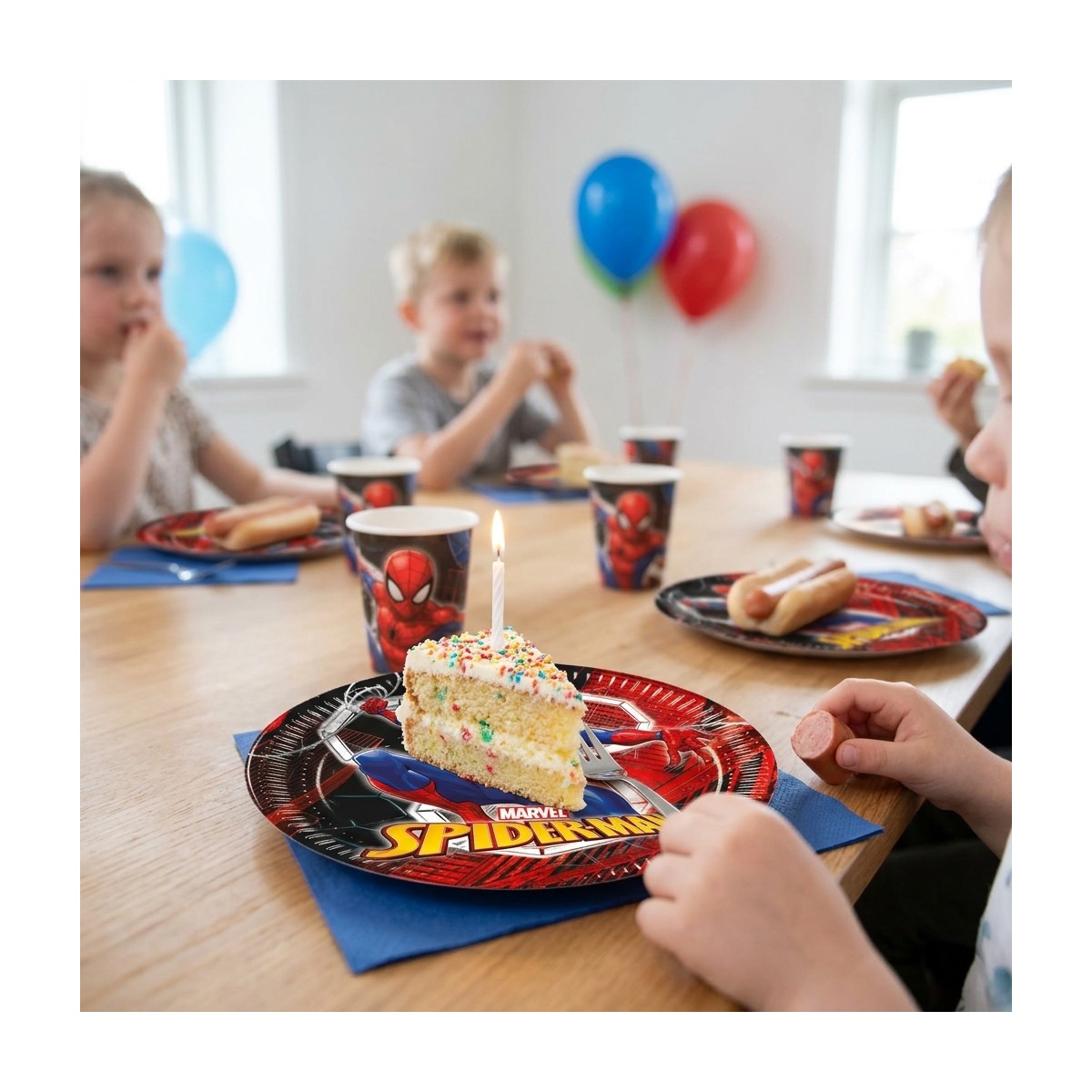 8 stk. Spider-Man® Paptallerkener rød/blå 23 cm 8 stk. Spider-Man® Paptallerkener rød/blå 23 cm