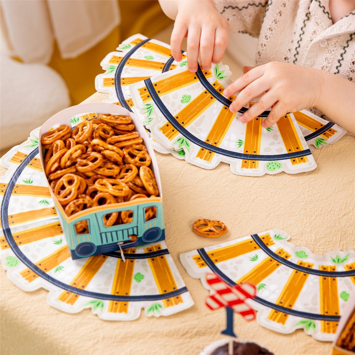 12 stk. Frokostservietter Happy Express Damptog 33x33 cm